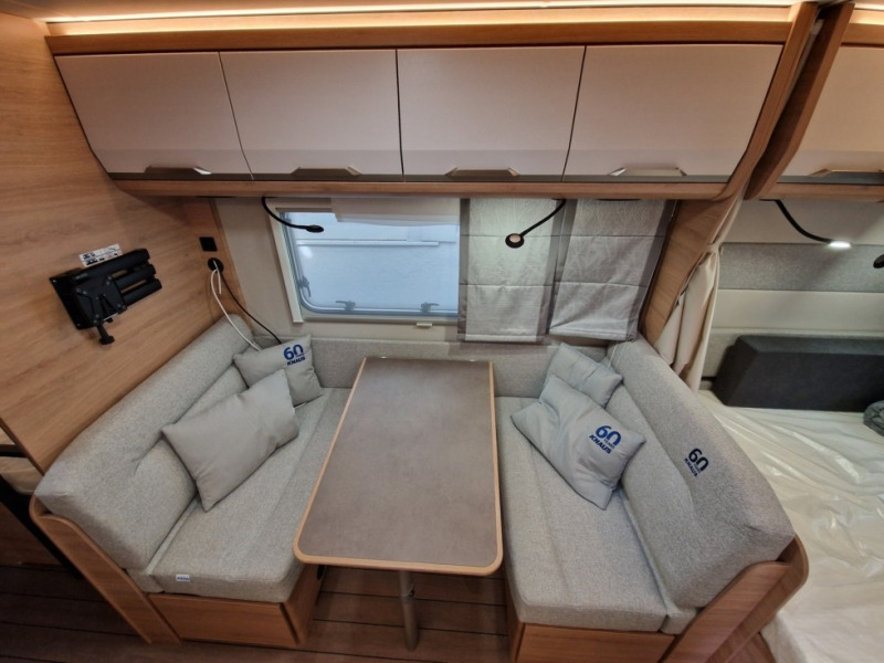 Knaus Sudwind 500 QDK 60° Years - Прицеп дача: фото 5 Knaus Sudwind 500 QDK 60° Years - Прицеп дача: фото 5