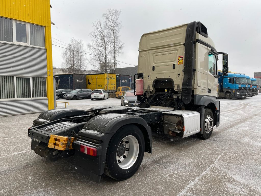 Mercedes-Benz Actros 1843 ADR 7 unit - Тягач: фото 3 Mercedes-Benz Actros 1843 ADR 7 unit - Тягач: фото 3