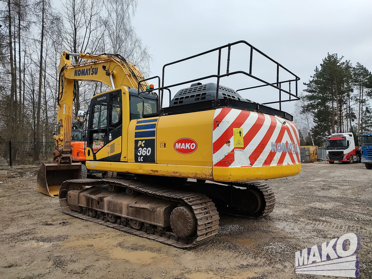 Komatsu PC360 LC-11 - Гусеничный экскаватор: фото 2 Komatsu PC360 LC-11 - Гусеничный экскаватор: фото 2