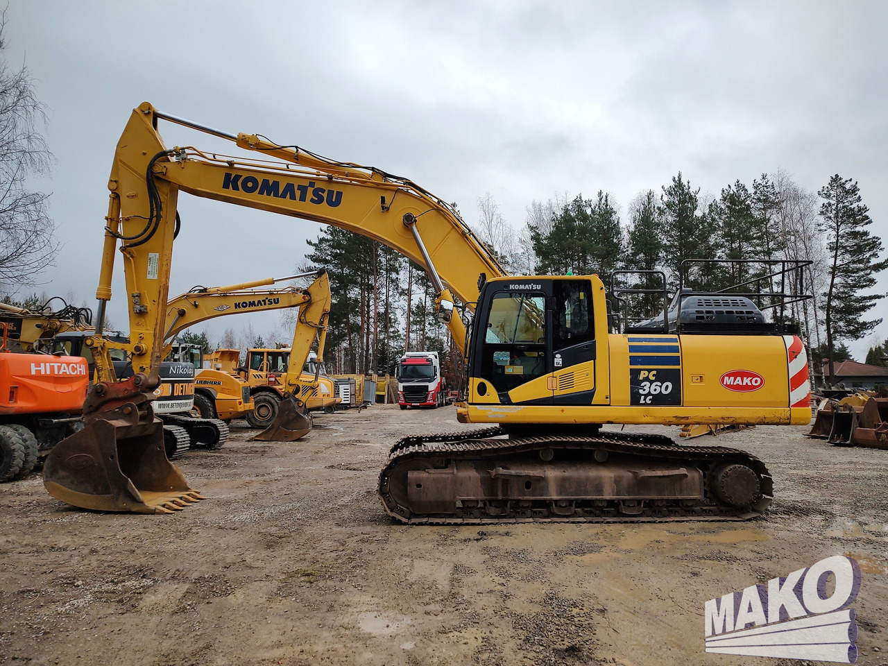 Komatsu PC360 LC-11 - Гусеничный экскаватор: фото 1 Komatsu PC360 LC-11 - Гусеничный экскаватор: фото 1