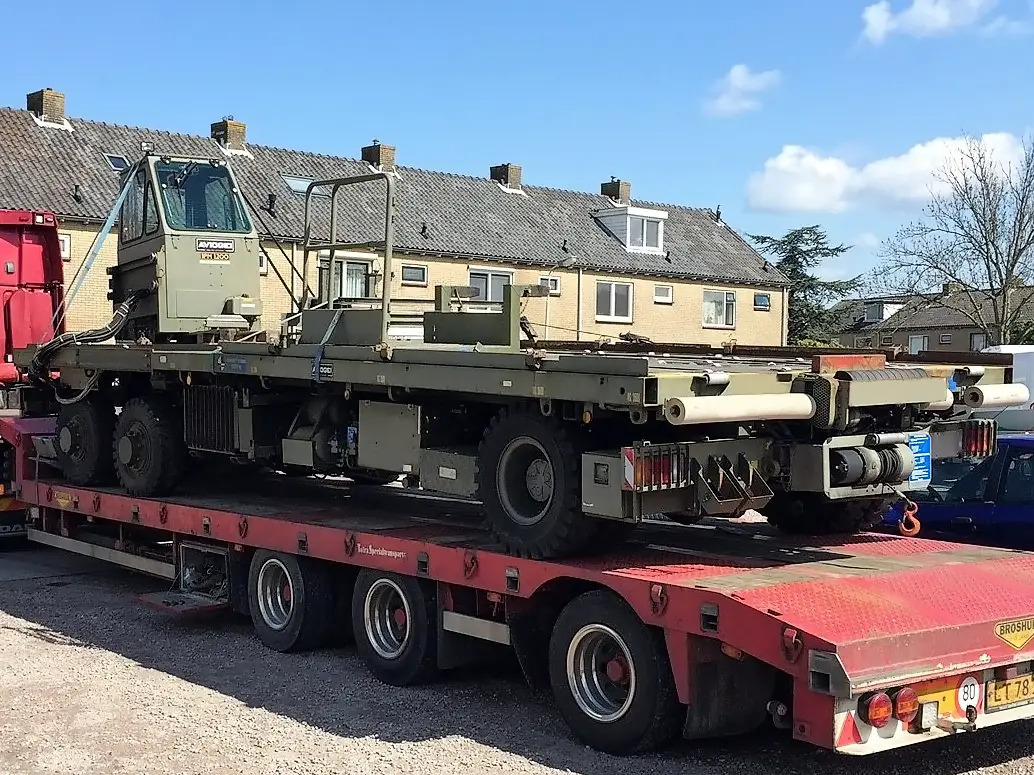 AVIOGEI 1PM/1200 - Перегружатель контейнеров и паллет: фото 1 AVIOGEI 1PM/1200 - Перегружатель контейнеров и паллет: фото 1