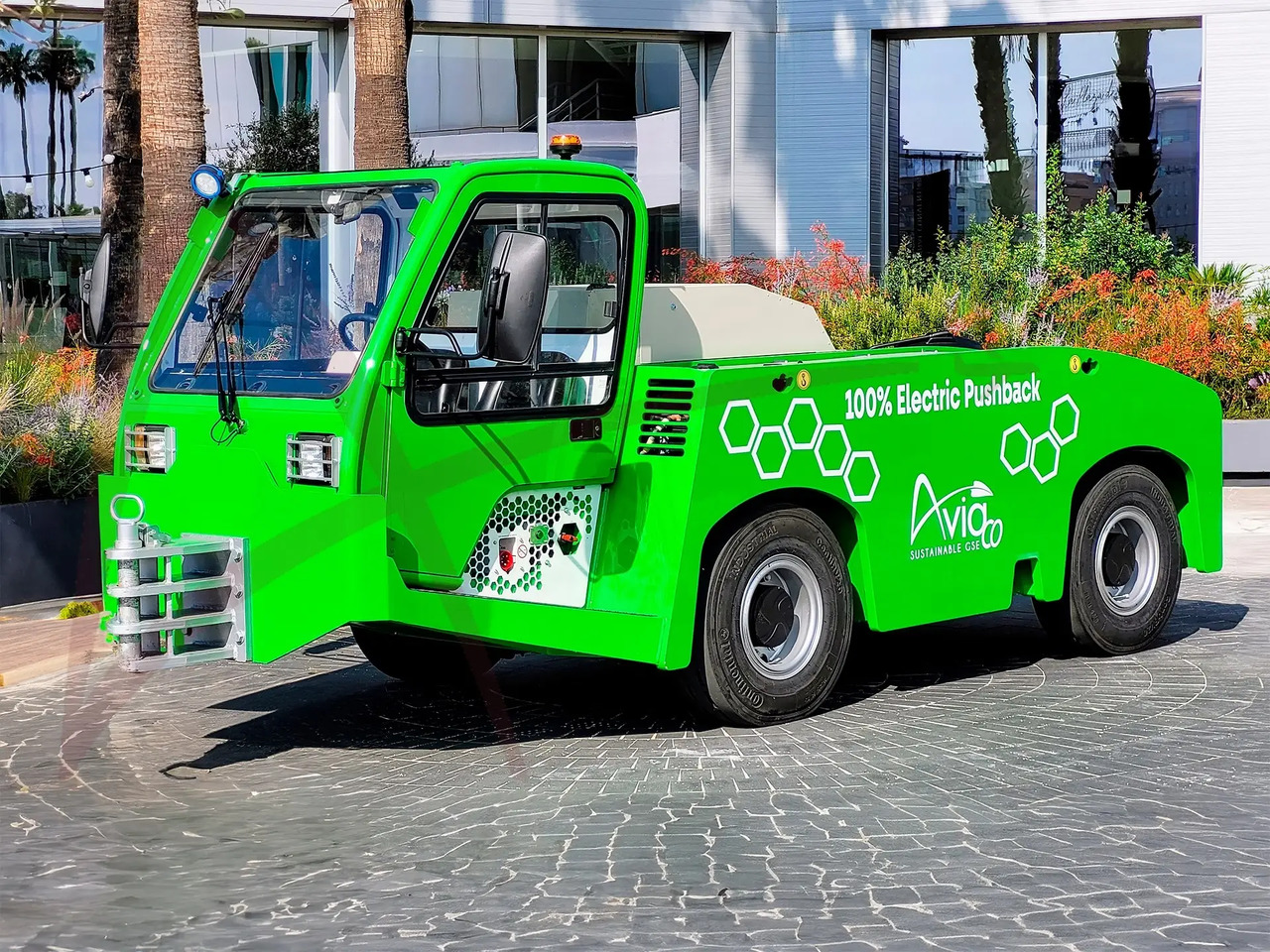 TLD TMX-150/12 - Аэродромный тягач: фото 1 TLD TMX-150/12 - Аэродромный тягач: фото 1