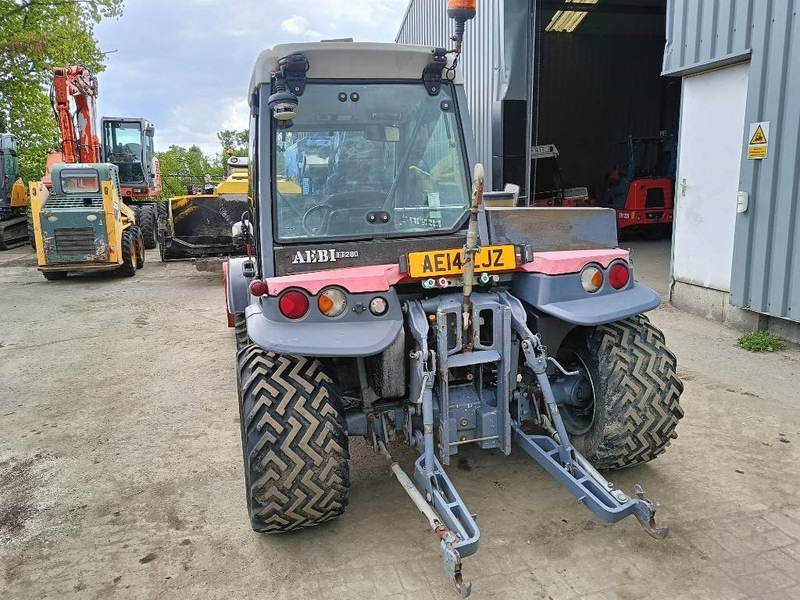 Aebi TT280 aebi tt280 terratrac maaier tractor mower - Трактор: фото 4 Aebi TT280 aebi tt280 terratrac maaier tractor mower - Трактор: фото 4