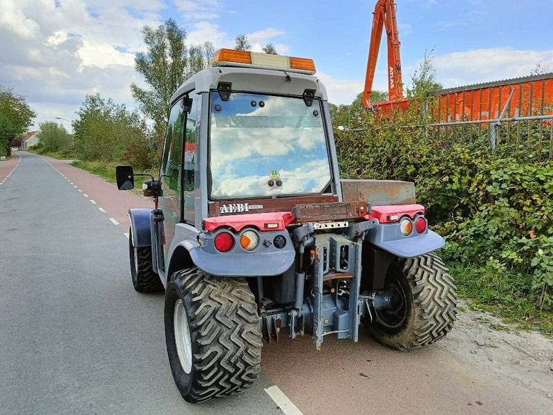 Aebi TT280 werktuigdrager maaier laag zwaartepunt - Сельскохозяйственный прицеп: фото 4 Aebi TT280 werktuigdrager maaier laag zwaartepunt - Сельскохозяйственный прицеп: фото 4