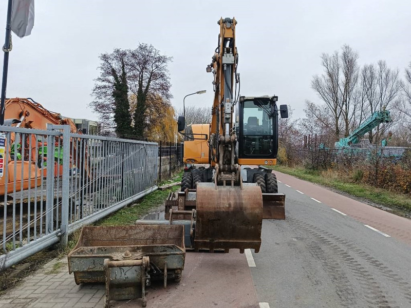 Liebherr A 910 Compact mobiele graafmachine excavator 12,5T - Колёсный экскаватор: фото 3 Liebherr A 910 Compact mobiele graafmachine excavator 12,5T - Колёсный экскаватор: фото 3