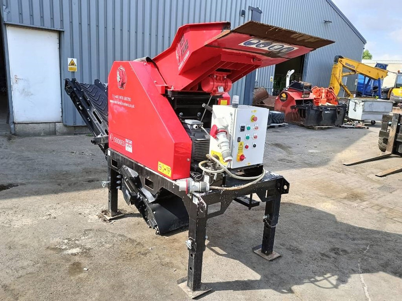 Red Rhino 5000 es crusher 15 kw electric vergruizer 2024 CE - Мобильная дробилка: фото 4 Red Rhino 5000 es crusher 15 kw electric vergruizer 2024 CE - Мобильная дробилка: фото 4