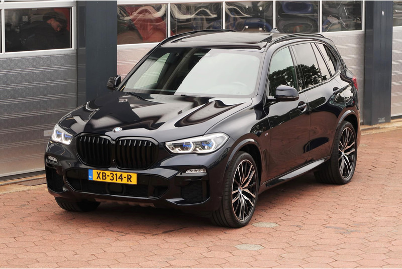 BMW X5 xDrive30d High Executive M SPORT/ PANO/ LUCHT/ HEAD-UP/ H&K/ LASER - Внедорожник: фото 3 BMW X5 xDrive30d High Executive M SPORT/ PANO/ LUCHT/ HEAD-UP/ H&K/ LASER - Внедорожник: фото 3
