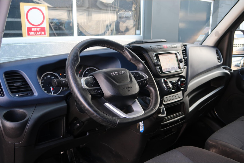 Iveco Daily 35S18HV 3.0 35 L2 H2 AUT/ LED/ CAMERA/ 3.5T/ CRUISE/ CLIMA/ TREKHAAK - Цельнометаллический фургон: фото 2 Iveco Daily 35S18HV 3.0 35 L2 H2 AUT/ LED/ CAMERA/ 3.5T/ CRUISE/ CLIMA/ TREKHAAK - Цельнометаллический фургон: фото 2