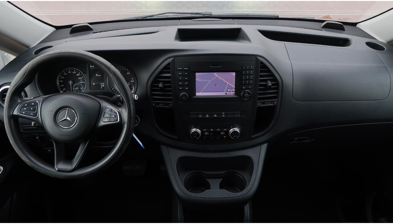 Mercedes-Benz Vito 116 CDI Extra Lang AUT/ DC/ LED/ CAM/ CRUISE/ LEDER/ DASHCAM - Легковой фургон, Грузопассажирский фургон: фото 2 Mercedes-Benz Vito 116 CDI Extra Lang AUT/ DC/ LED/ CAM/ CRUISE/ LEDER/ DASHCAM - Легковой фургон, Грузопассажирский фургон: фото 2