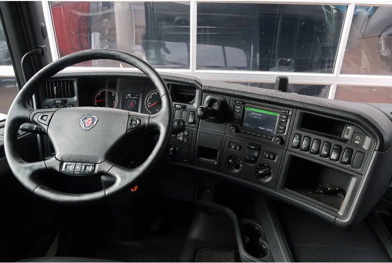 Scania R450 RETARDER/ 2X TANK/ DIFF LOCK - Тягач: фото 5 Scania R450 RETARDER/ 2X TANK/ DIFF LOCK - Тягач: фото 5