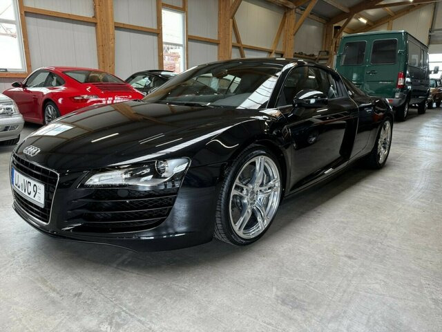 AUDI R8 4.2 FSI V8 quattro Coupé Neuzustand - Легковой автомобиль: фото 1 AUDI R8 4.2 FSI V8 quattro Coupé Neuzustand - Легковой автомобиль: фото 1