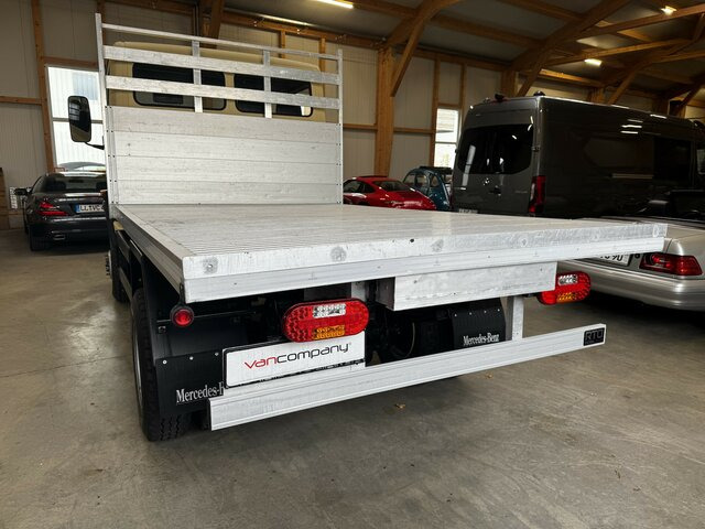 MERCEDES-BENZ 814 DA T2 Vario 4x4 Allrad... - Малотоннажный бортовой грузовик: фото 4 MERCEDES-BENZ 814 DA T2 Vario 4x4 Allrad... - Малотоннажный бортовой грузовик: фото 4