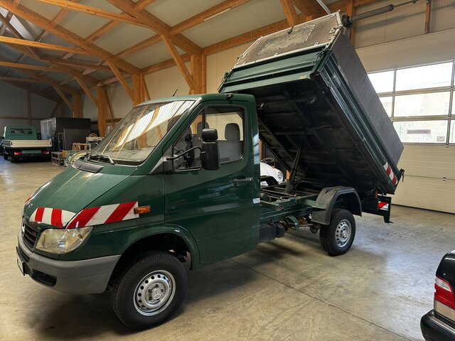 MERCEDES-BENZ Sprinter 311 CDI 4x4 Allrad 3-Seiten-Kipper - Малотоннажный самосвал: фото 1 MERCEDES-BENZ Sprinter 311 CDI 4x4 Allrad 3-Seiten-Kipper - Малотоннажный самосвал: фото 1