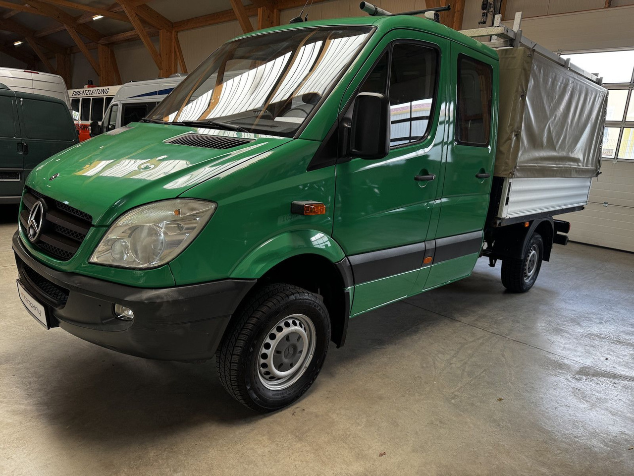 Mercedes-Benz Sprinter 315 CDI Doka 4x4 Allrad Untersetzung - Малотоннажный бортовой грузовик, Грузопассажирский фургон: фото 4 Mercedes-Benz Sprinter 315 CDI Doka 4x4 Allrad Untersetzung - Малотоннажный бортовой грузовик, Грузопассажирский фургон: фото 4