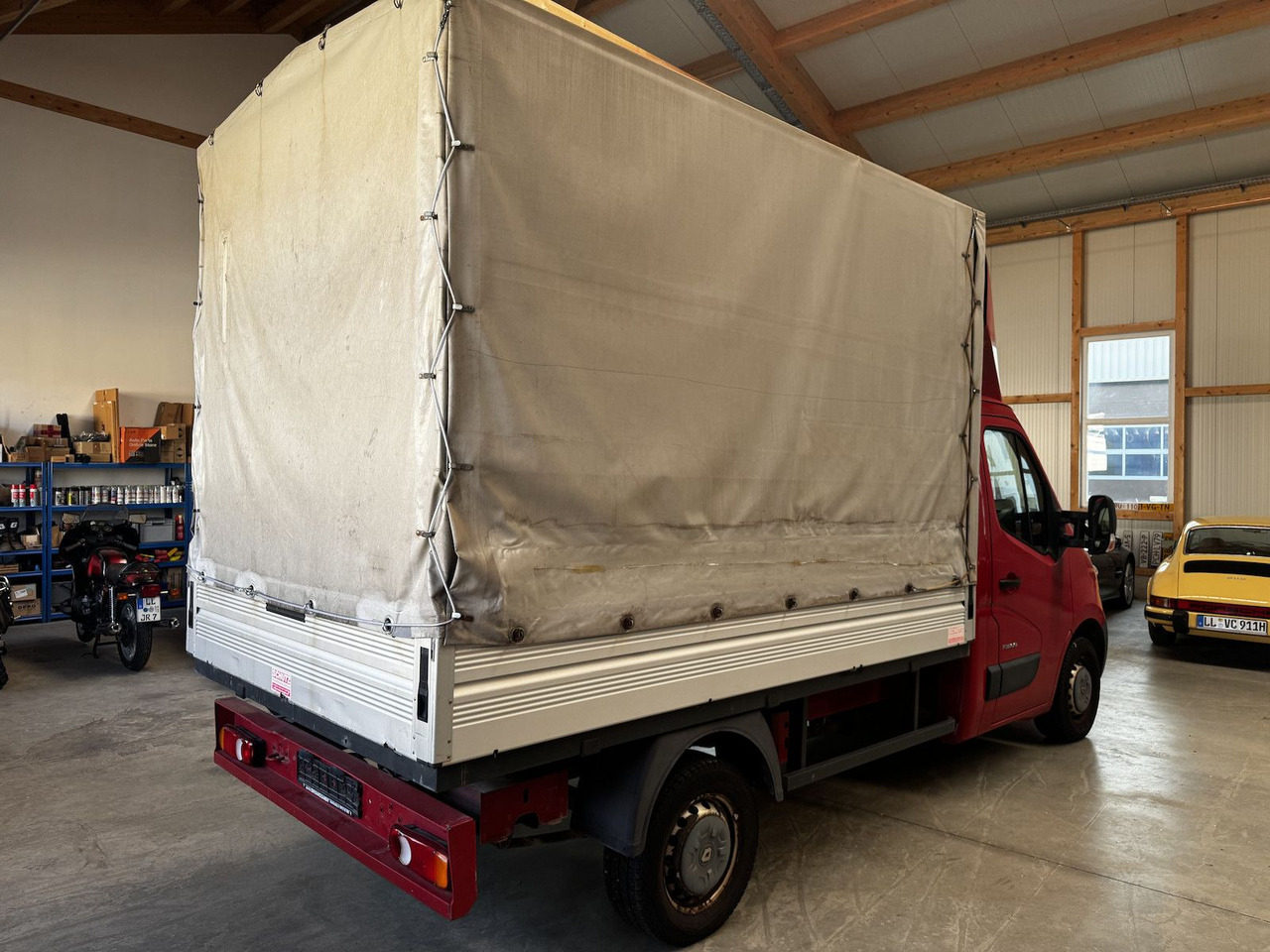 Renault Master 2.3 HDI L2 Pritsche Plane - Тентованный фургон: фото 5 Renault Master 2.3 HDI L2 Pritsche Plane - Тентованный фургон: фото 5