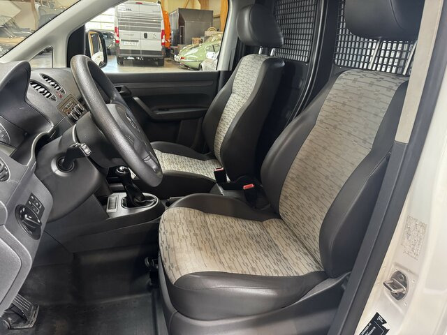 VW Caddy 1.6 TDI Kasten Sortimo AHK... - Легковой фургон: фото 2 VW Caddy 1.6 TDI Kasten Sortimo AHK... - Легковой фургон: фото 2