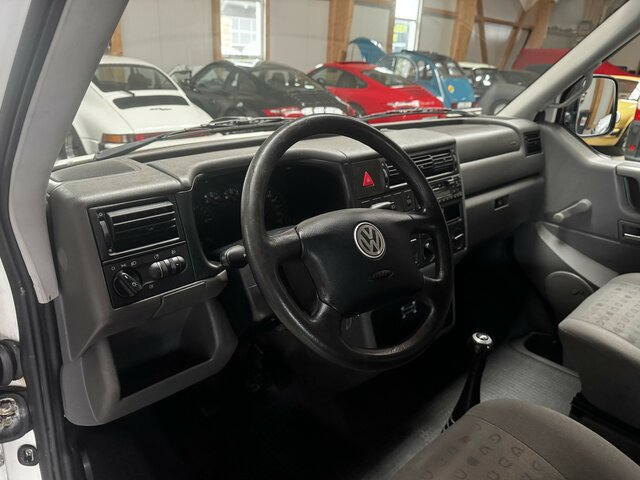 VW T4 Caravelle 2.5 TDI Syncro Sperre 1. Hand! - Легковой автомобиль: фото 5 VW T4 Caravelle 2.5 TDI Syncro Sperre 1. Hand! - Легковой автомобиль: фото 5