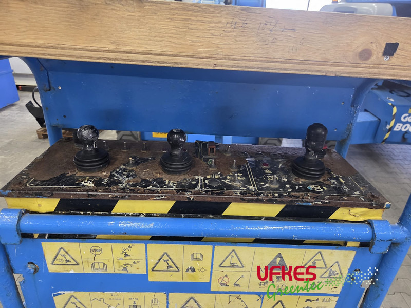 Genie Z-45/25J RT Articulated Boom Lift - Подъёмник: фото 4 Genie Z-45/25J RT Articulated Boom Lift - Подъёмник: фото 4