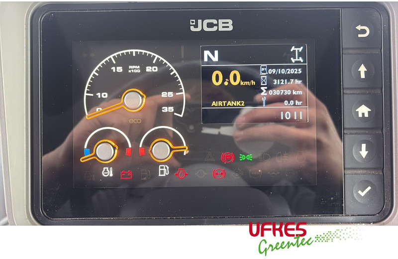 Трактор JCB Fastrac 4220 Chipper Combi: фото 10