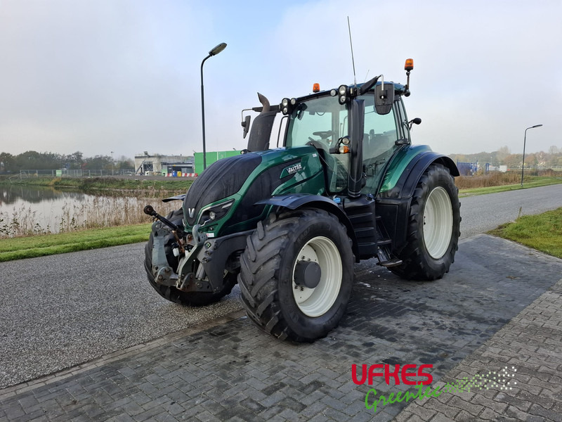 Valtra T194 D TwinTrack - Трактор: фото 2 Valtra T194 D TwinTrack - Трактор: фото 2