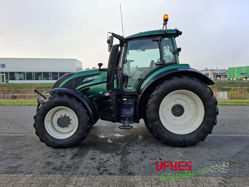 Valtra T194 D TwinTrack - Трактор: фото 5 Valtra T194 D TwinTrack - Трактор: фото 5