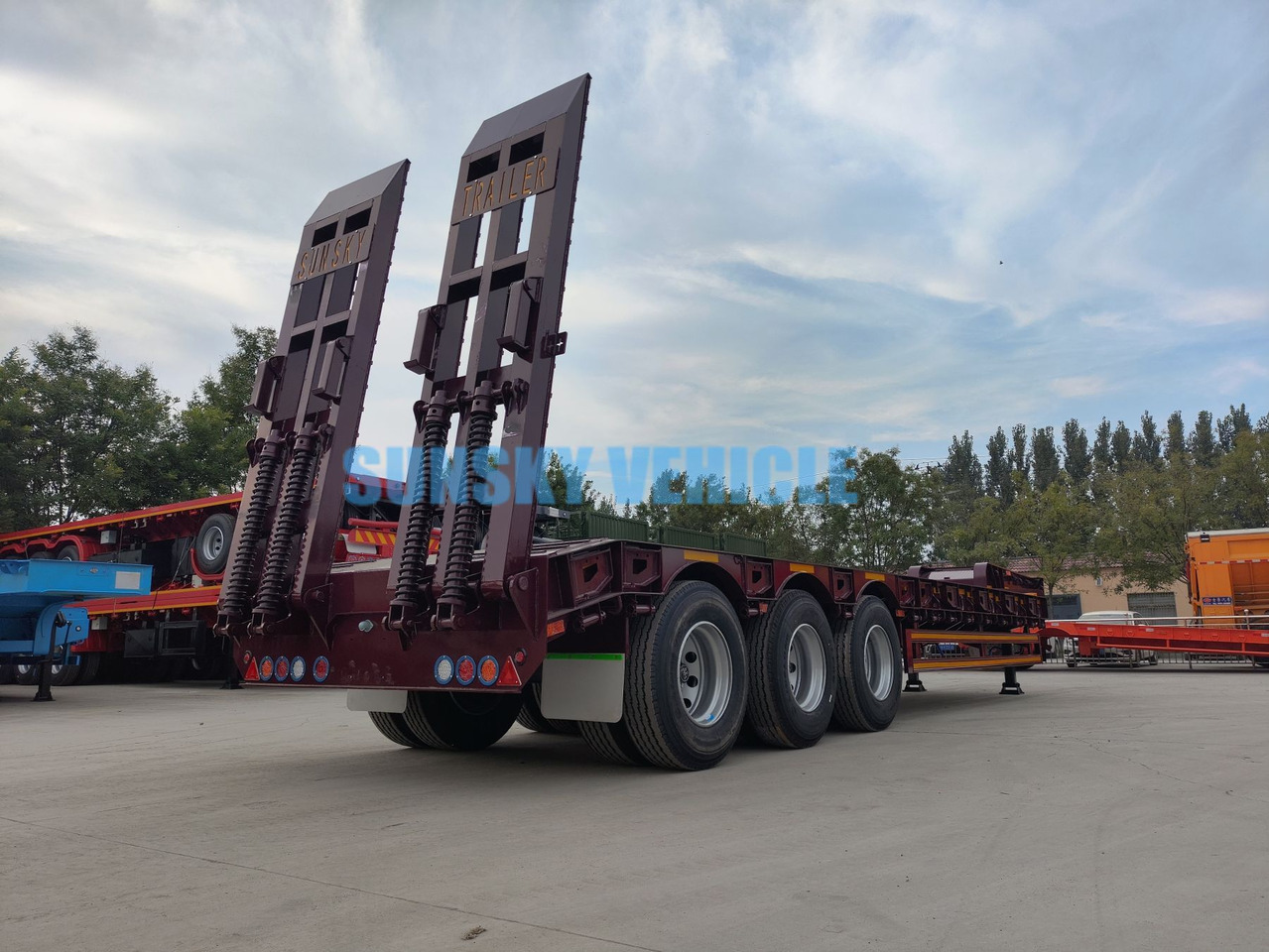 Новый Низкорамный полуприцеп для транспортировки тяжёлой техники SUNSKY 30Ton lowbed trailer: фото 13
