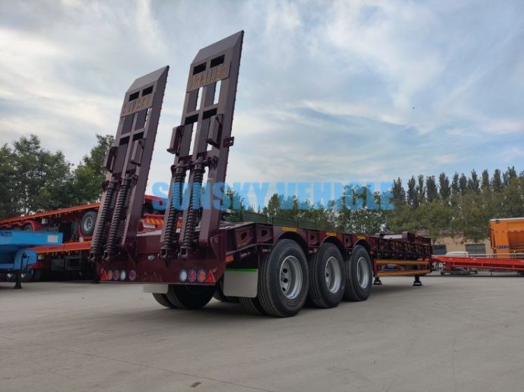 Новый Низкорамный полуприцеп для транспортировки тяжёлой техники SUNSKY 30Ton lowbed trailer: фото 16