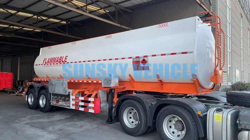 SUNSKY Fuel Tank Trailer - Полуприцеп-цистерна: фото 1 SUNSKY Fuel Tank Trailer - Полуприцеп-цистерна: фото 1