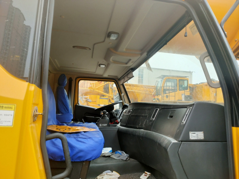 Вседорожный кран XCMG Official 130t Second Hand All Terrain Mobile Crane XCA130L8C Hydraulic Arm Crane Price List: фото 6