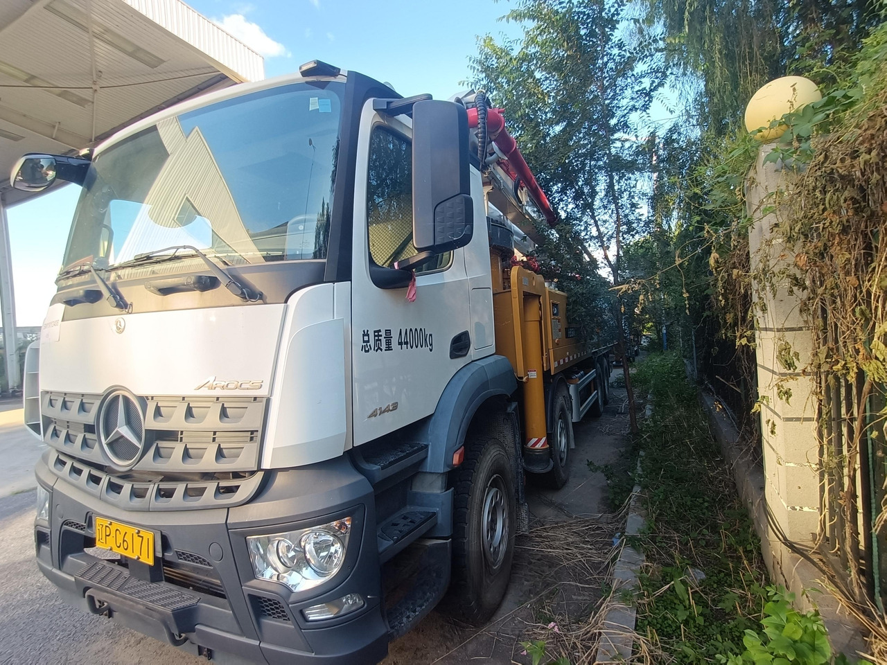 XCMG Official 58m HB58V Used Concrete Pumps Diesel Truck-mounted Concrete Pump Price - Автобетононасос: фото 3 XCMG Official 58m HB58V Used Concrete Pumps Diesel Truck-mounted Concrete Pump Price - Автобетононасос: фото 3