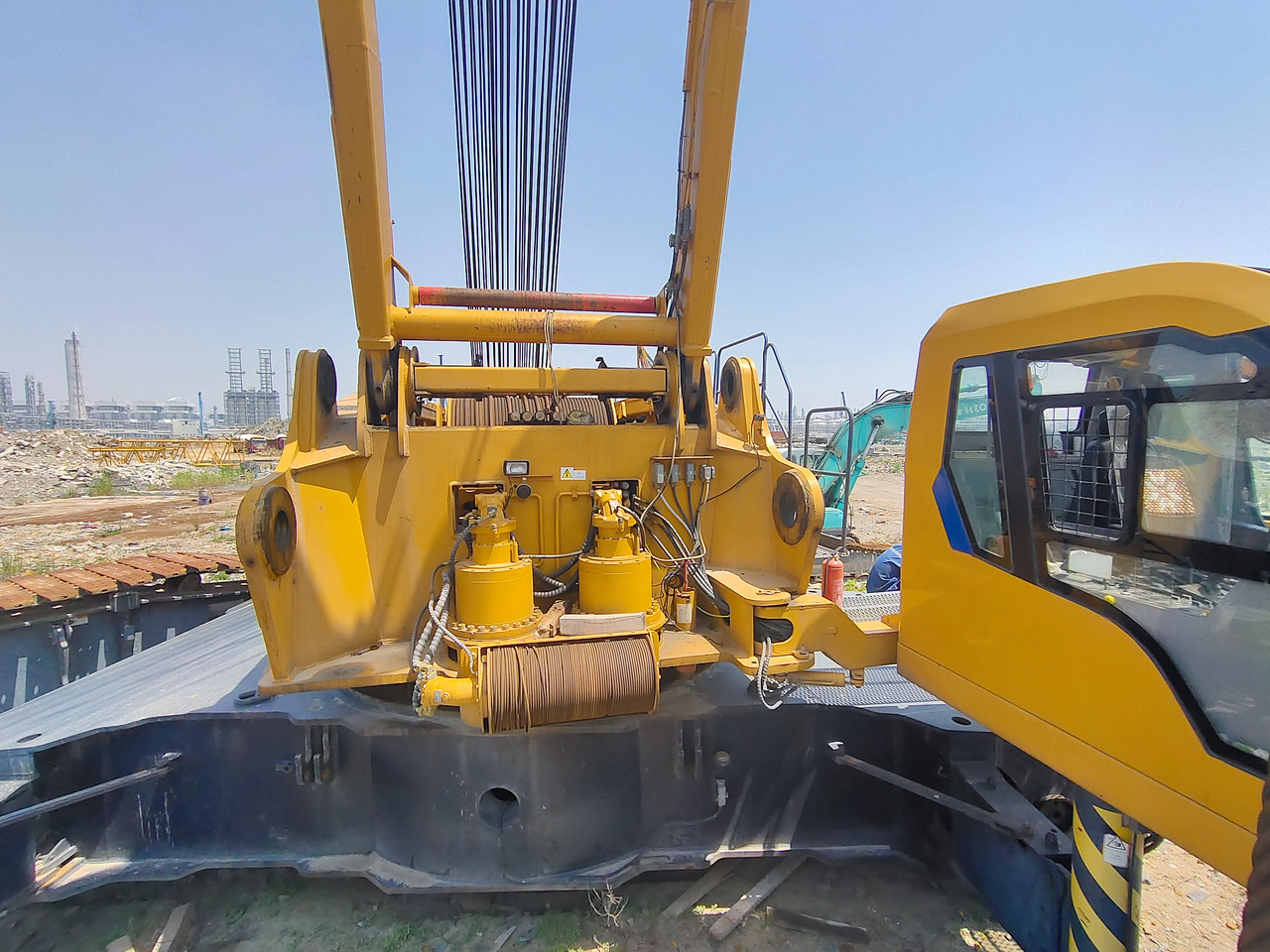 XCMG Official Hydraulic Lifting Crawler Crane XGC650 650 Used Mobile Crane Price For Sale - Гусеничный кран: фото 5 XCMG Official Hydraulic Lifting Crawler Crane XGC650 650 Used Mobile Crane Price For Sale - Гусеничный кран: фото 5