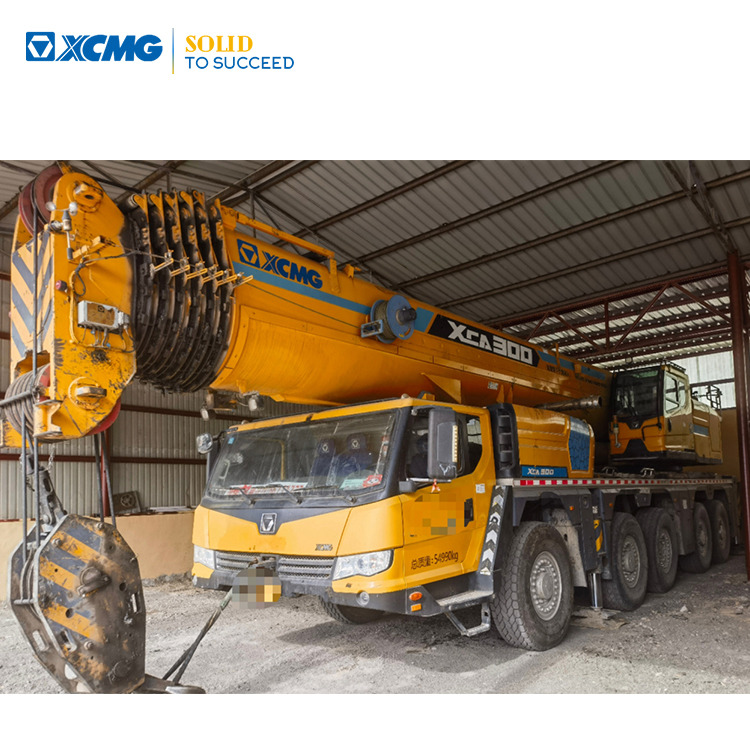 XCMG Official Second Hand 220 Ton Mobile Crane XCA220 Lifting All Terrain Crane Cheap Price - Вседорожный кран: фото 1 XCMG Official Second Hand 220 Ton Mobile Crane XCA220 Lifting All Terrain Crane Cheap Price - Вседорожный кран: фото 1