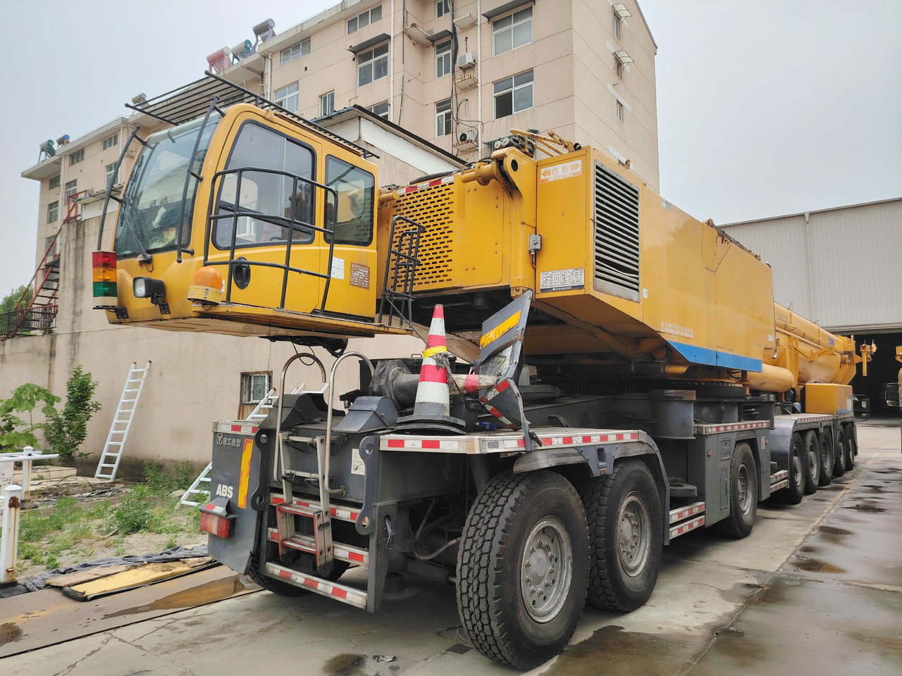 Вседорожный кран XCMG Official Second Hand Construction Big Crane QAY650A 650 Tons  All Terrain Cranes With Good Condition: фото 7 Вседорожный кран XCMG Official Second Hand Construction Big Crane QAY650A 650 Tons  All Terrain Cranes With Good Condition: фото 7