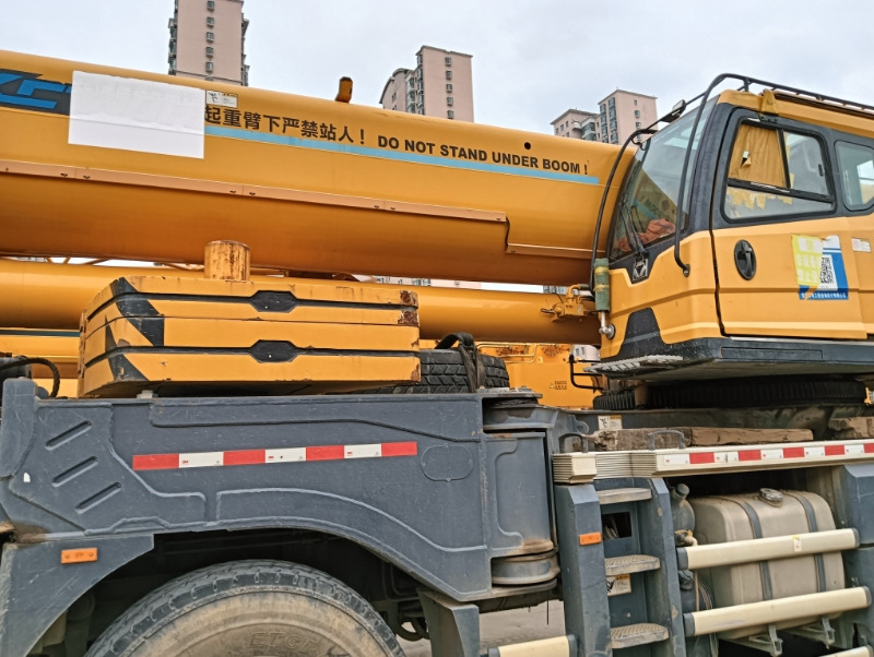 XCMG Official Second Hand Hydraulic Truck Crane XCT80L6 6-Section Arm Mobile Truck Crane For Sale - Мобильный кран: фото 3 XCMG Official Second Hand Hydraulic Truck Crane XCT80L6 6-Section Arm Mobile Truck Crane For Sale - Мобильный кран: фото 3