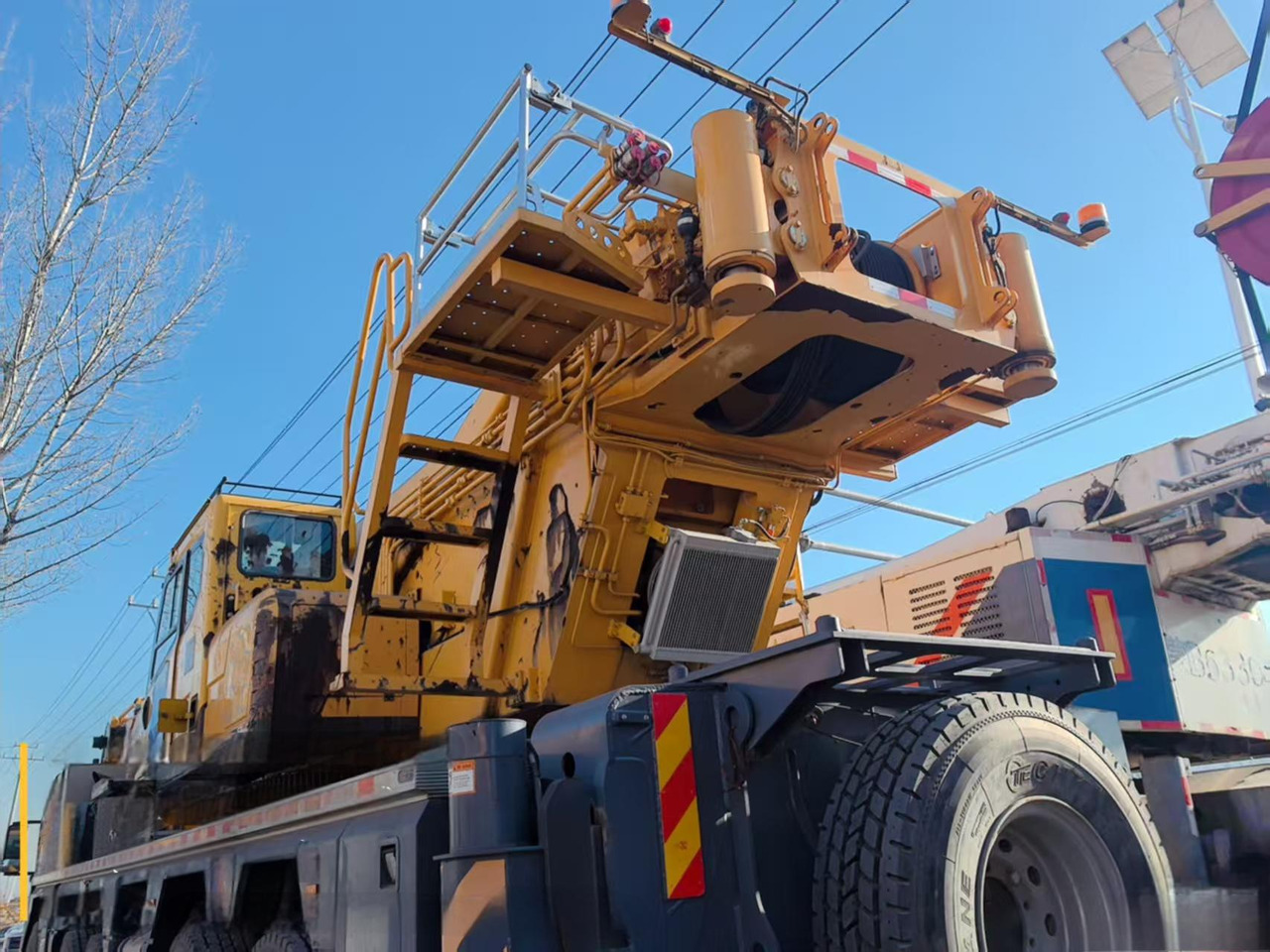 XCMG Official Second Hand Pickup Truck Crane XCA130L8C 130Ton Used All Terrain Cranes Hot Sale - Вседорожный кран: фото 3 XCMG Official Second Hand Pickup Truck Crane XCA130L8C 130Ton Used All Terrain Cranes Hot Sale - Вседорожный кран: фото 3