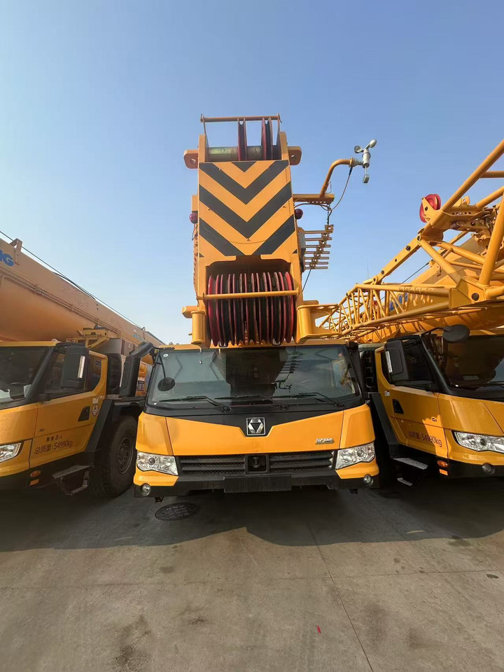 XCMG Official Used Mobile Hydraulic Truck Cranes XCA180L8C All Terrain Cranes Price - Вседорожный кран: фото 2 XCMG Official Used Mobile Hydraulic Truck Cranes XCA180L8C All Terrain Cranes Price - Вседорожный кран: фото 2
