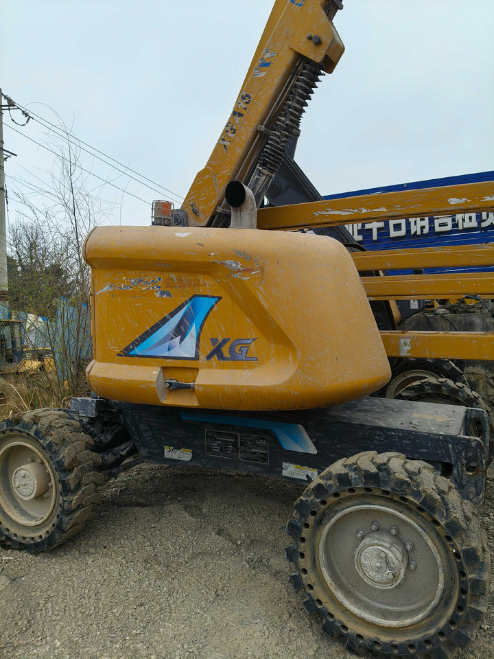 XCMG Official Used Towable 16m Boom Lift XGA16 Small Cherry Picker Price - Коленчатый подъемник: фото 3 XCMG Official Used Towable 16m Boom Lift XGA16 Small Cherry Picker Price - Коленчатый подъемник: фото 3
