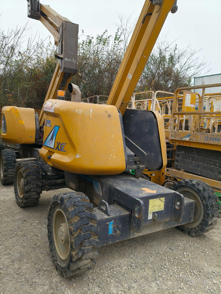 XCMG Official XGA16 16m Second Hand Articulated Boom Lift Platform With High Quality - Коленчатый подъемник: фото 5 XCMG Official XGA16 16m Second Hand Articulated Boom Lift Platform With High Quality - Коленчатый подъемник: фото 5