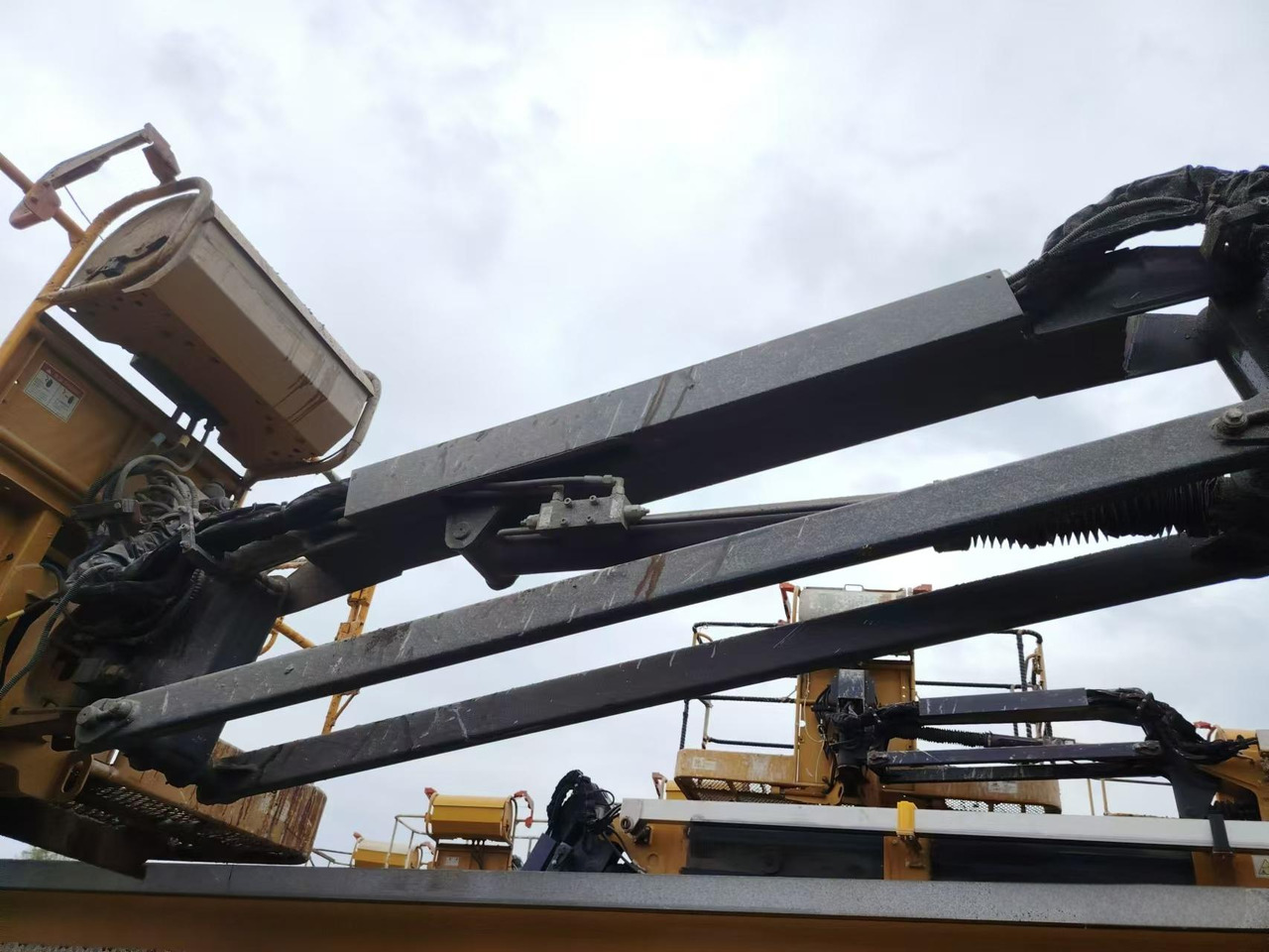 XCMG Official XGS22 Used Towable Boom Lift Telescoping Lift 22m Aerial Work Platform Price в лизинг XCMG Official XGS22 Used Towable Boom Lift Telescoping Lift 22m Aerial Work Platform Price: фото 6