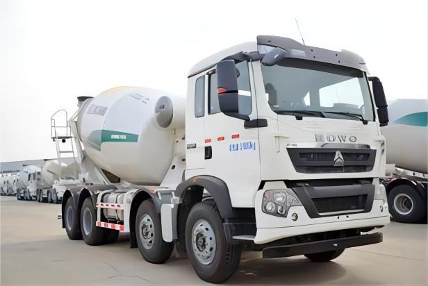 XCMG SCHWING UsedCement Mixing Machine 12m3 Diesel Sand Cement Truck G12V with Best Price - Автобетоносмеситель: фото 2 XCMG SCHWING UsedCement Mixing Machine 12m3 Diesel Sand Cement Truck G12V with Best Price - Автобетоносмеситель: фото 2