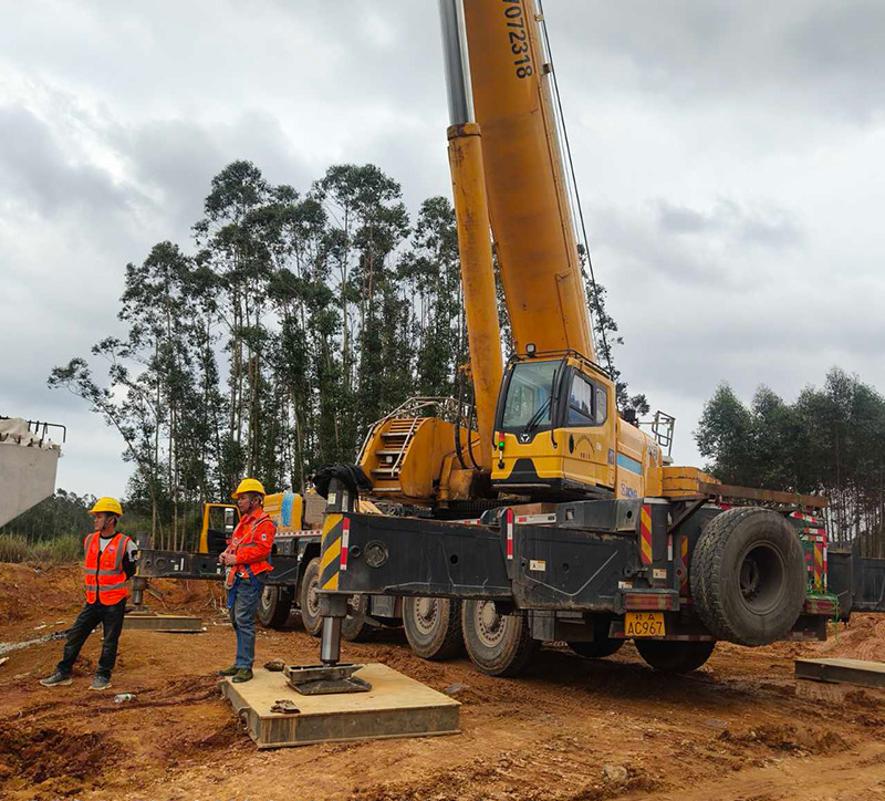 XCMG XCA220 all terrain crane hydraulic 220ton large ton crane 2021 - Кран: фото 4 XCMG XCA220 all terrain crane hydraulic 220ton large ton crane 2021 - Кран: фото 4