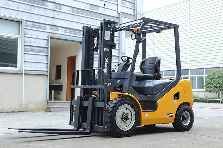 XCMG XCB30 3 ton hydraulic Fork Lift Truck Forklift With Attachments - Внедорожный погрузчик: фото 3 XCMG XCB30 3 ton hydraulic Fork Lift Truck Forklift With Attachments - Внедорожный погрузчик: фото 3