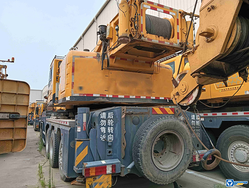 XCMG XCT130 130 ton used mobile crane second hand price - Мобильный кран: фото 4 XCMG XCT130 130 ton used mobile crane second hand price - Мобильный кран: фото 4