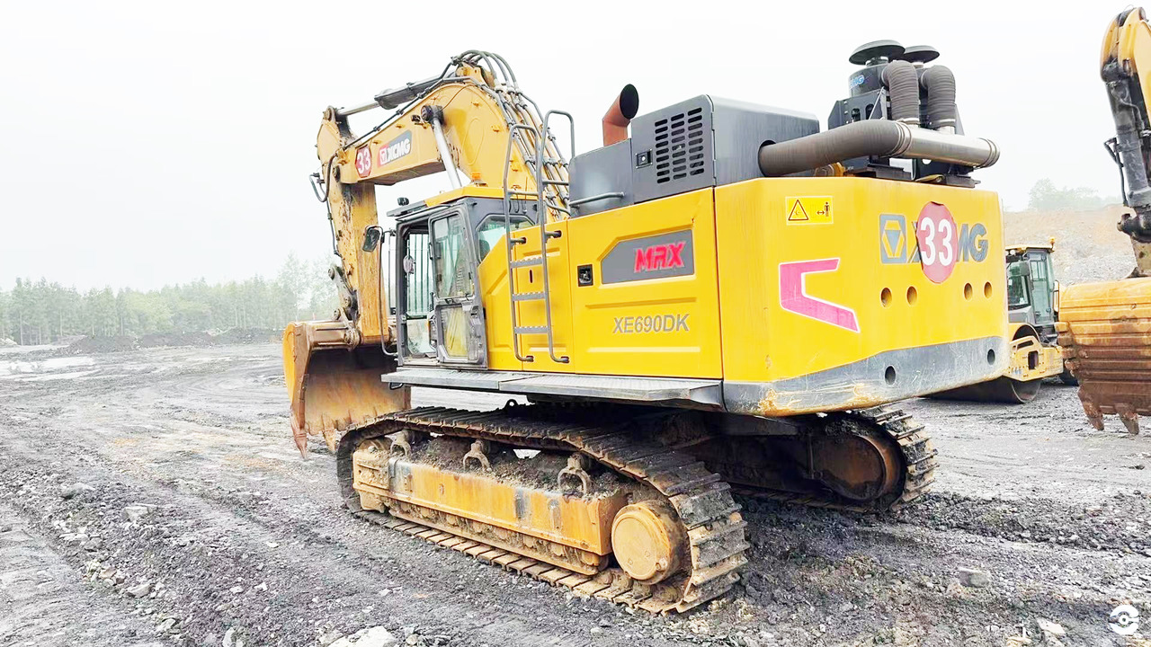 XCMG XE690DK heavy duty used excavator crawler price - Гусеничный экскаватор: фото 3 XCMG XE690DK heavy duty used excavator crawler price - Гусеничный экскаватор: фото 3