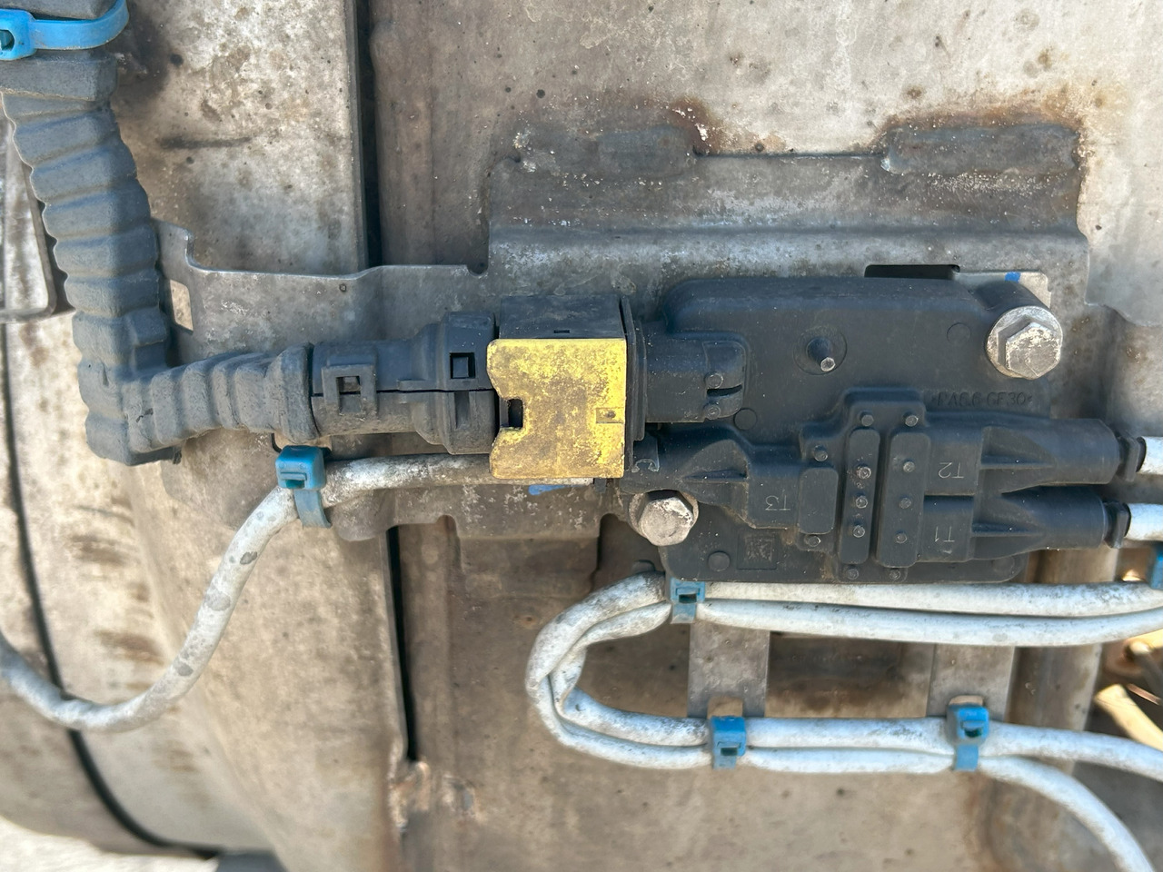 DAF CF EURO 6 COMPLETE CATALYTIC CONVERTER - Катализатор для Грузовиков: фото 5 DAF CF EURO 6 COMPLETE CATALYTIC CONVERTER - Катализатор для Грузовиков: фото 5