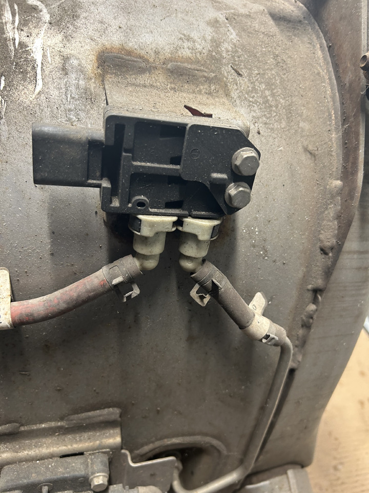 DAF DPF CATALYTIC CONVERTER DAF XF 106 - Катализатор: фото 3 DAF DPF CATALYTIC CONVERTER DAF XF 106 - Катализатор: фото 3