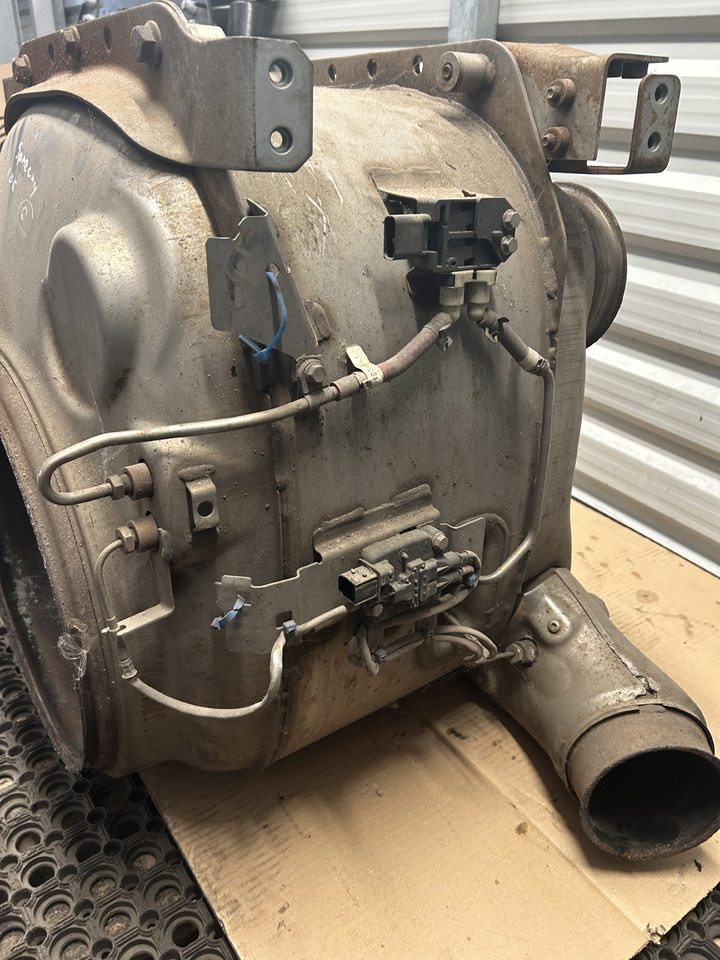 DAF DPF CATALYTIC CONVERTER DAF XF 106 - Катализатор: фото 2 DAF DPF CATALYTIC CONVERTER DAF XF 106 - Катализатор: фото 2