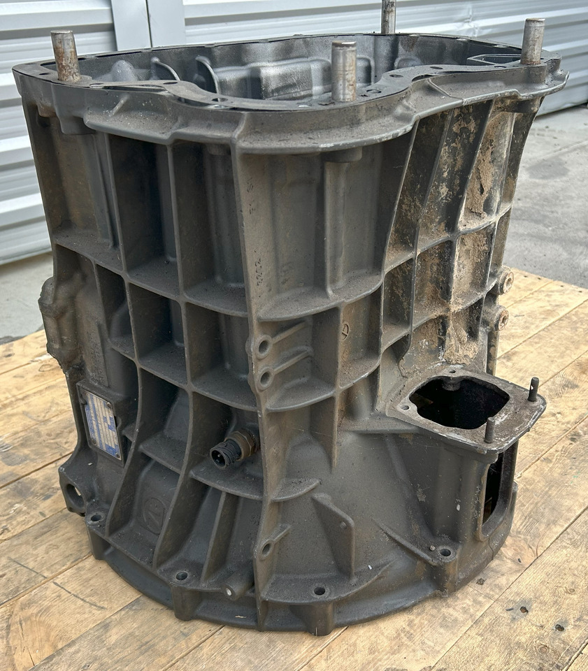 DAF GEARBOX HOUSING ZF ECOSPLIT IV 16S2331TD - Коробка передач и запчасти для Грузовиков: фото 1 DAF GEARBOX HOUSING ZF ECOSPLIT IV 16S2331TD - Коробка передач и запчасти для Грузовиков: фото 1