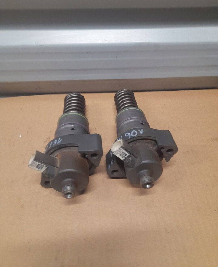 DAF PLD UPEC XF 106 1934322 - Топливный насос для Грузовиков: фото 1 DAF PLD UPEC XF 106 1934322 - Топливный насос для Грузовиков: фото 1