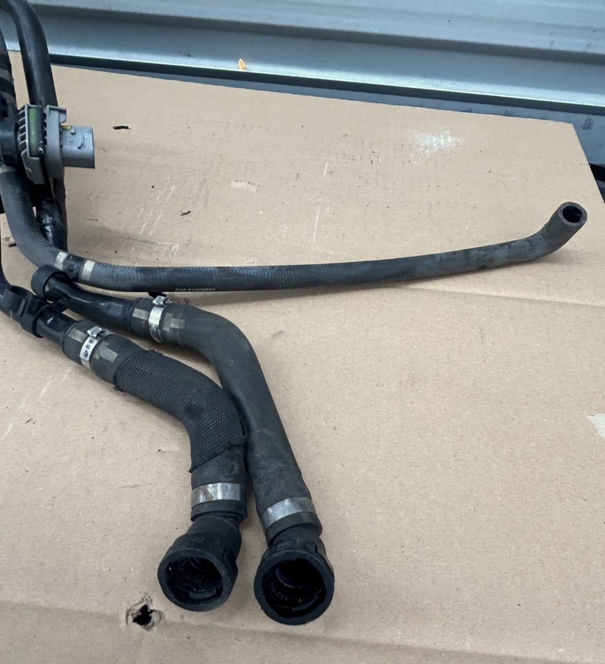 DAF TUBE THREE-WAY VALVE WEBASTO WATER 9036682 - Часть системы кондиционирования: фото 5 DAF TUBE THREE-WAY VALVE WEBASTO WATER 9036682 - Часть системы кондиционирования: фото 5